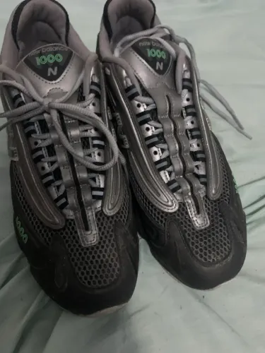 Tênis new balance 1000