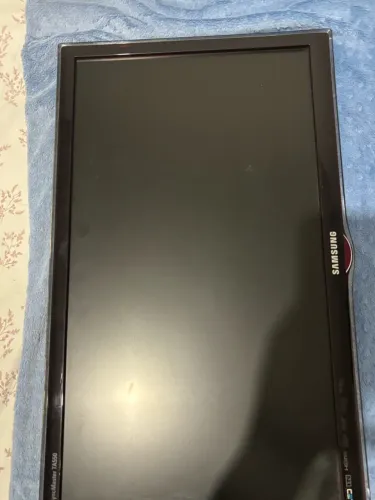 TV Monitor Samsung de 24 polegadas