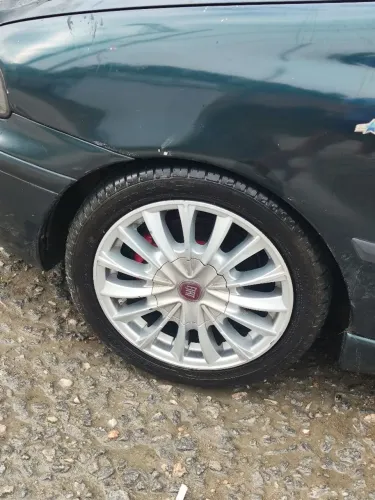 4 Pneus 195/45 aro 15 vendo ou troco