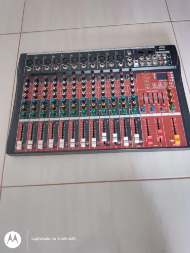 Mesa de som mx 12 canais Bluetooth seminova