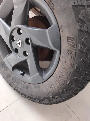 Pneu 225/70 R16