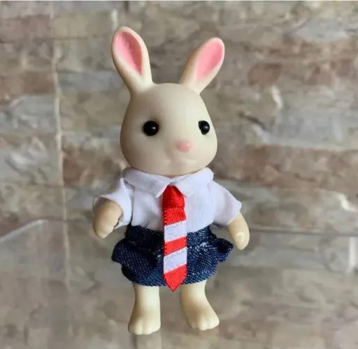 Roupinha Rebelde Sylvanian Families 