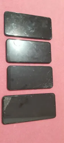 Celular para retirada de peças
