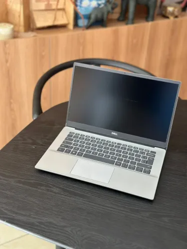 Notebook ultra fino Dell 14 polegadas I7 8GB / 256 GB SSD
