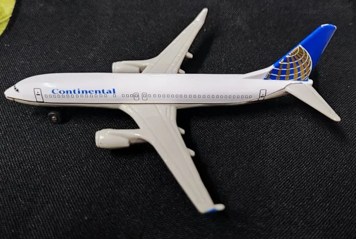 Miniatura de Avião Continental Airlines colecionável