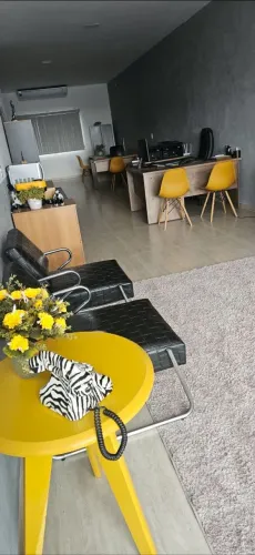 POLTRONAS POLTRONA PRETA