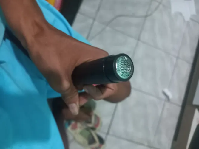 Aparador de nariz e orelha