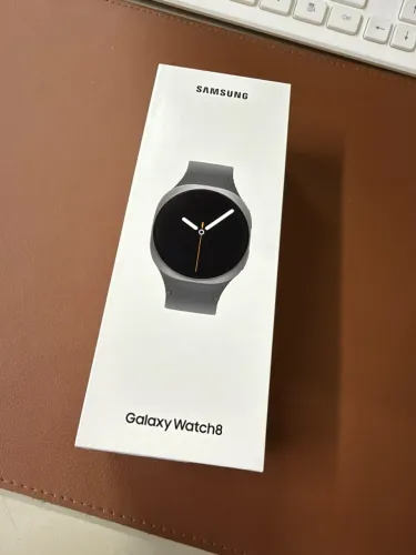 Smartwatch Samsung Galaxy Watch8 40mm Grafite 32GB Bluetooth + NF + LACRADO
