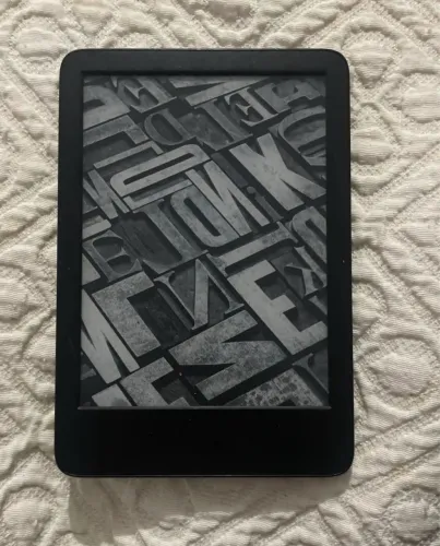 Kindle 16GB ( geração mais recente- basic)