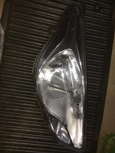 Ford ka 2014 farol lado direito
