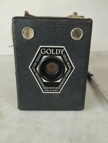 Máquina de fotos Goldy