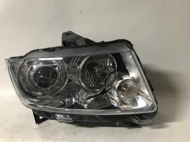 Farol Grand Cherokee