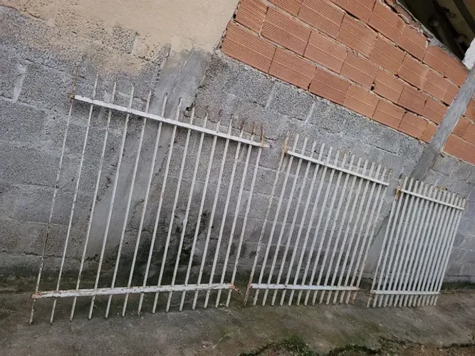 Grade de alta resistência - Barras mais grossas que o padrão.
