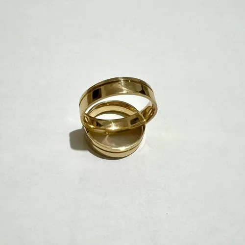 Par de alianças ouro 18k 6 mm com friso 10 gramas