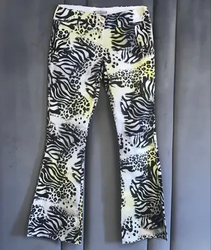 Calça animal print flare tamanho 40 NOVA