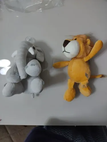 Pelúcias Leão e Elefante preço por unidade