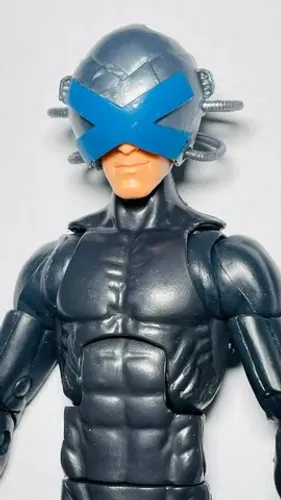 Marvel Legends Professor Charles Xavier dos X-MEN - com capacete Cérebro