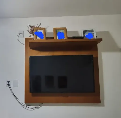 Painel de madeira para TV