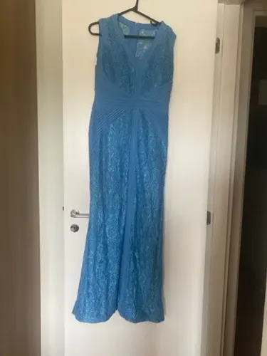 Baixei!!Lindo vestido festa tamanho M azul claro ?