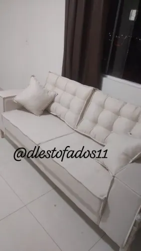Sofá Retrô Bege - Novo - Perfeito para sua Sala!