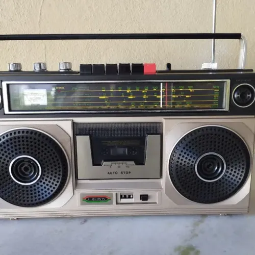 Rádio gravador Crow Japonês 
