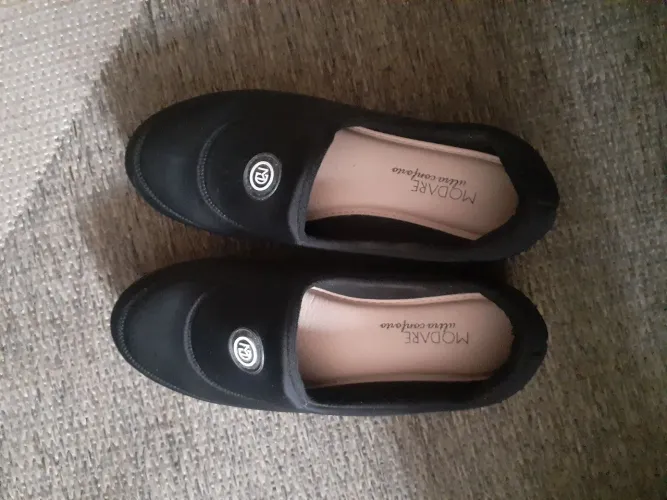 Tenis modere 35