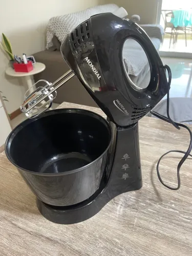 Batedeira Mondial Pratika Black