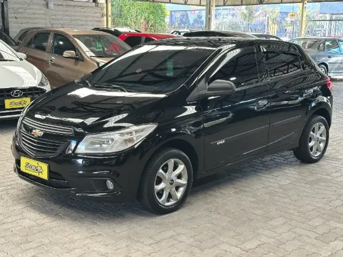 Chevrolet Onix Hatch LS 1.0 8V Flex Power Mec. 4P 2016