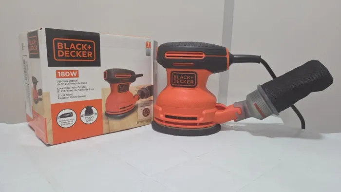 Lixadeira Roto-Orbital 5" Black&Decker