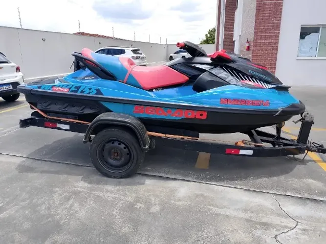 Jet seadoo,155