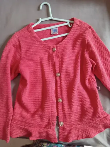 Casaco de tricô infantil rosa tam. 4