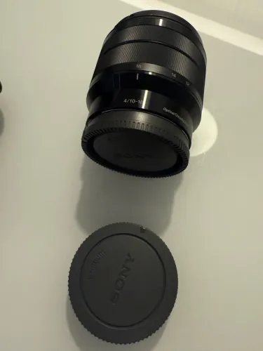 Lente Sony 4/10-18mm Optical Steady Shot (pouco usada!)