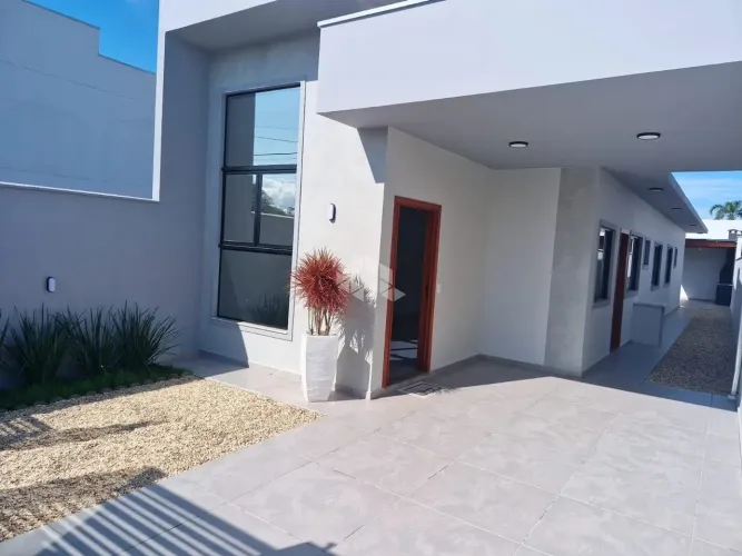 CASA COM PISCINA + ESPAÇO GOURMET - PRONTA PARA MORAR EM BARRA VELHA