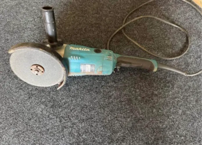Esmerilhadeira makita 220v das grandes Passo cartão em até 12 x