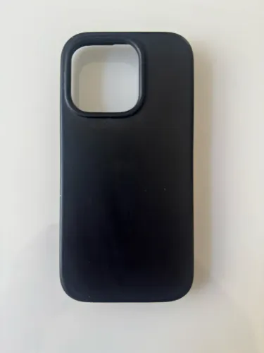 Capa para iPhone 15 Pro - Cor Preta 
