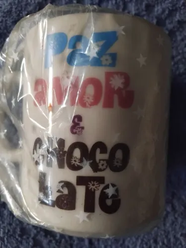 Caneca Paz Amor e Chocolate