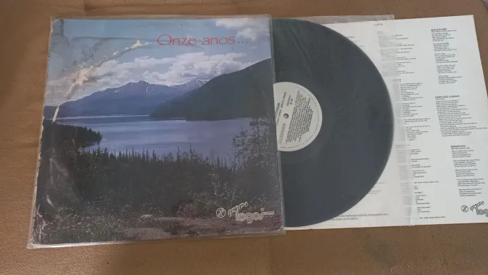 LP disco de vinil Grupo Logos onze anos evangélico gospel toca disco radiola vitrola som 