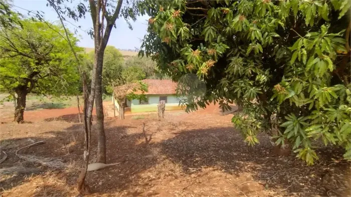 Terreno à venda em Centro - PR