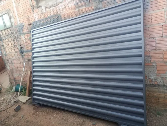 Portão novo 1300,00 entrego somente em várzea grande