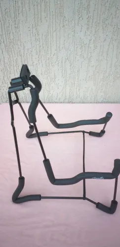 SUPORTE PARA GUITARRA E VIOLÃO (Tonante, novo)