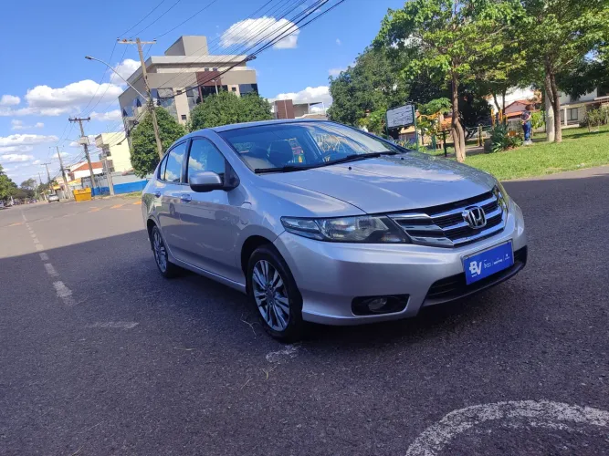 Honda City Sedan LX 1.5 Flex 16V 4P Aut. 2014