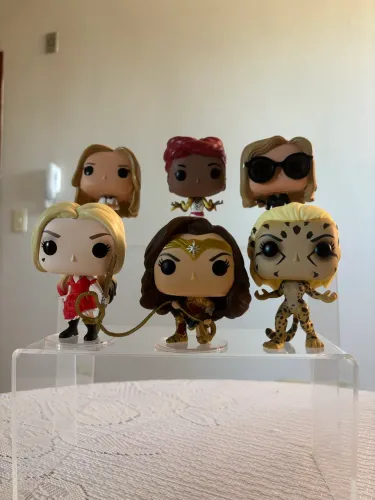 Prateleiras para Funko Pop de acrílico