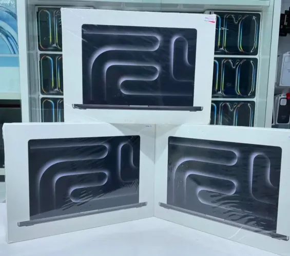 MacBook Pro Chip M4 Max 2024 16.2 