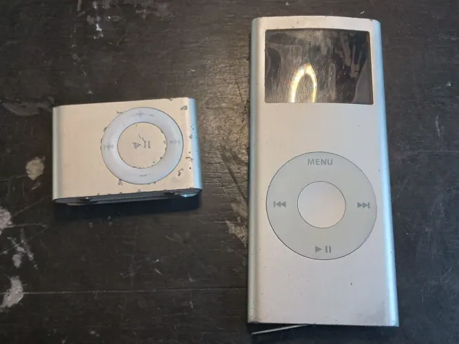 Preço de Black FRIDAY,  1 iPod Shuffle e 1 iPod NaNo da Apple, LEIA O ANÚNCIO 