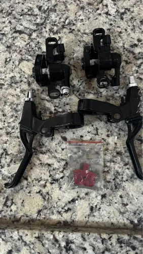 Aro aero 29 + peças leiam as informações 
