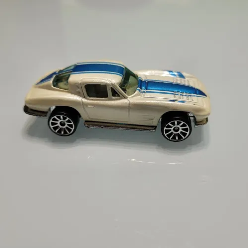 Hot wheels corvette Stingray modelo 1979