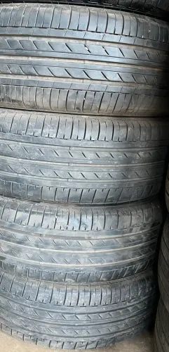 Jogo de pneus 16 Fluence , Creta , strada 205/60 R16 semi novos BRIDGESTONE ( 205/60/16 )