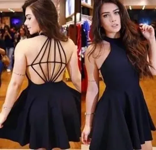 Vestido (Cor VINHO) tamanho único.