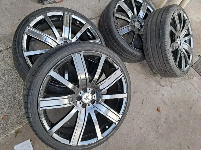 Rodas esportivas aro 20 com Pneus 225 35 20 Pirelli P1 Importadas Black Chromme corolla