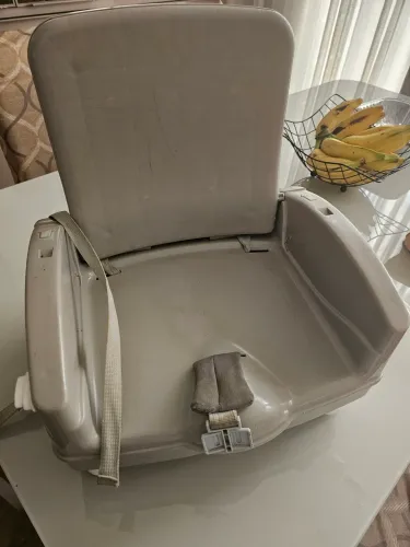 Cadeira de alimentação infantil 